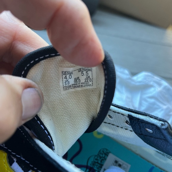 Vans Shoes Old Skool x SpongeBob SquarePants Checker Print Off the Wall - Picture 6 of 9